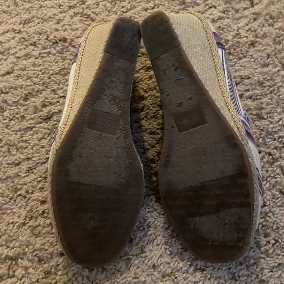 Toms White pink multicolor striped wedges sz 9 - Picture 5 of 5